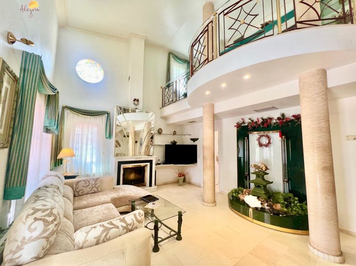 Image No.30-3 Bed Villa for sale