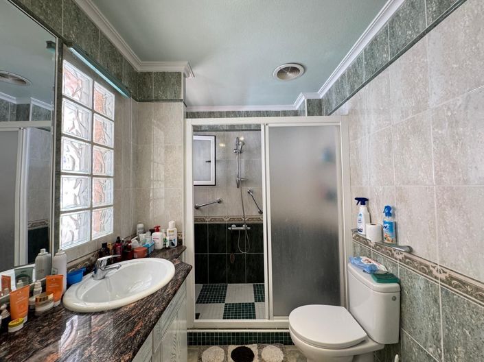 Image No.27-3 Bed House for sale