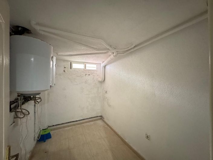 Image No.38-3 Bed House for sale