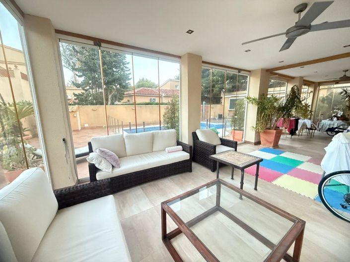 Image No.15-5 Bed House for sale
