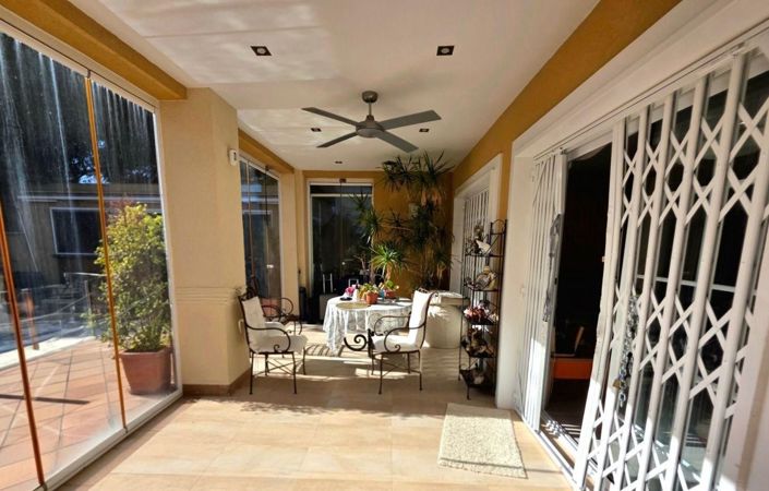 Image No.16-5 Bed House for sale