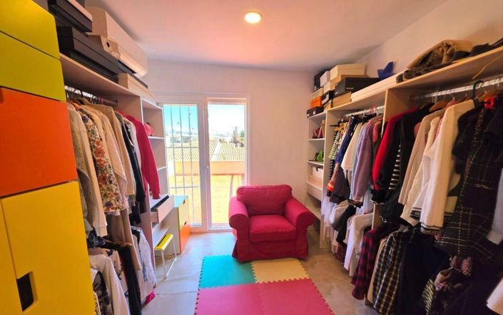 Image No.34-5 Bed House for sale