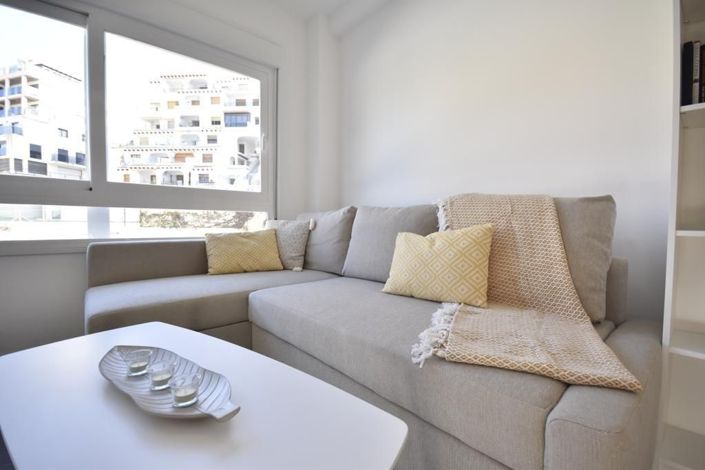 Image No.8-3 Bed Apartment for sale