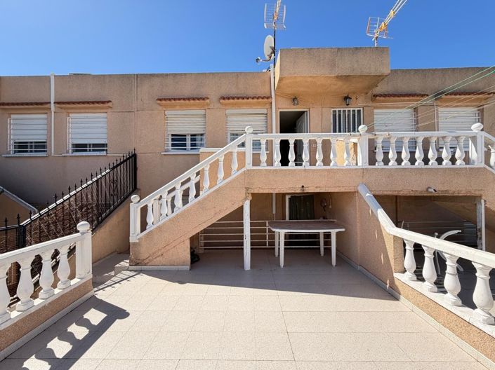 Image No.14-3 Bed House for sale