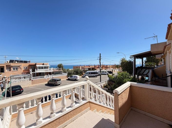 Image No.22-3 Bed House for sale