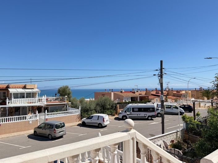Image No.23-3 Bed House for sale
