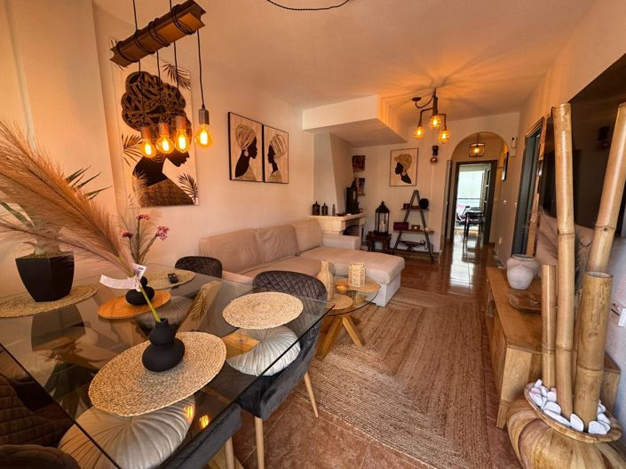 Image No.18-3 Bed House for sale