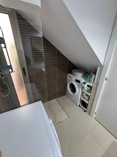 Image No.33-3 Bed House for sale