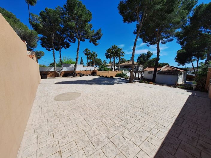 Image No.22-3 Bed Villa for sale