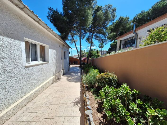 Image No.26-3 Bed Villa for sale