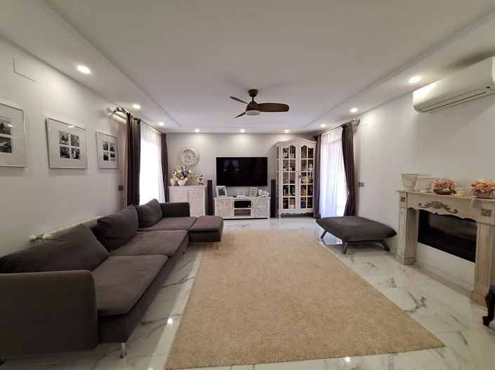 Image No.30-3 Bed Villa for sale