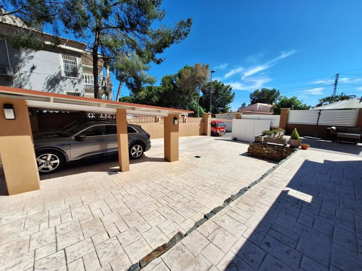Image No.34-3 Bed Villa for sale