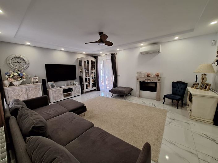 Image No.6-3 Bed Villa for sale