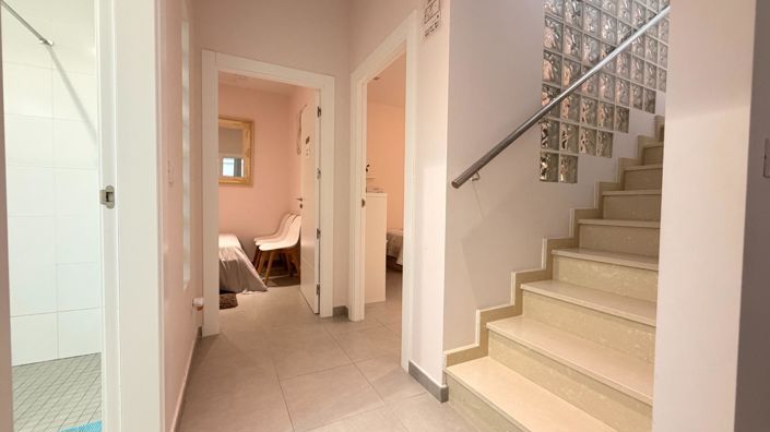 Image No.47-5 Bed Villa for sale