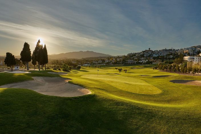 Image No.20-3 Bed Apartment for sale
