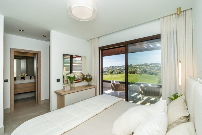 Image No.16-3 Bed House for sale