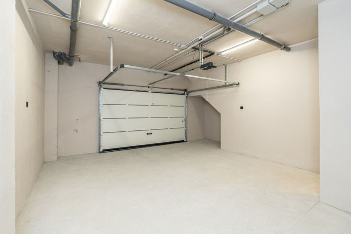 Image No.23-3 Bed House for sale