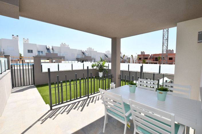 Image No.16-2 Bed Villa for sale
