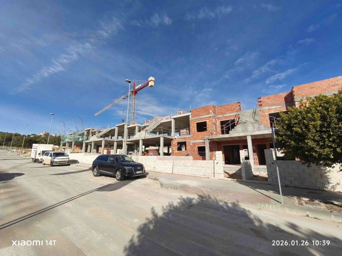 Image No.47-2 Bed Villa for sale