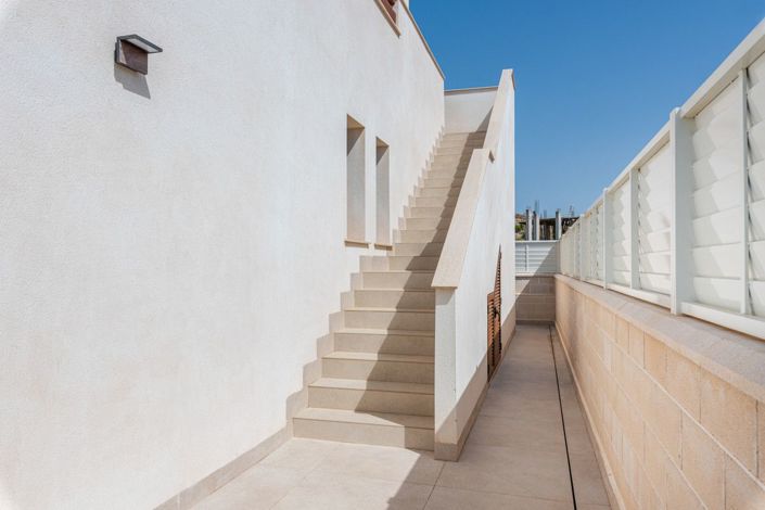 Image No.33-3 Bed Villa for sale