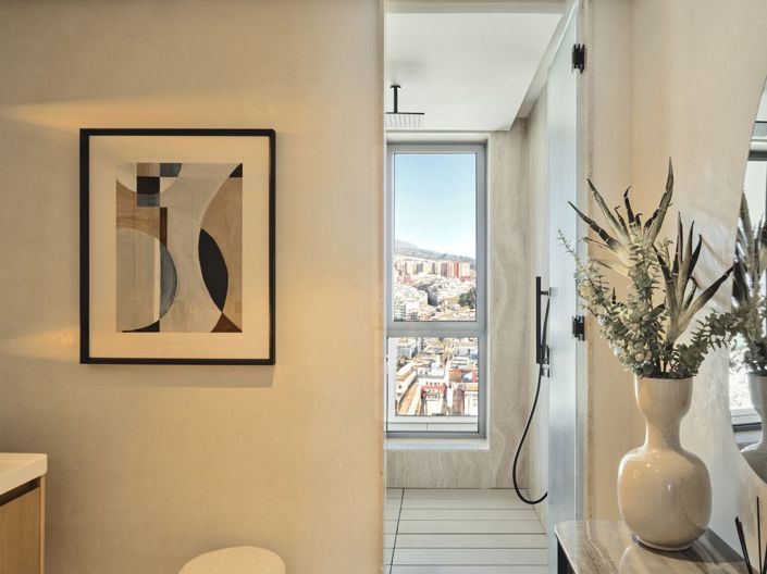 Image No.13-4 Bed Apartment for sale