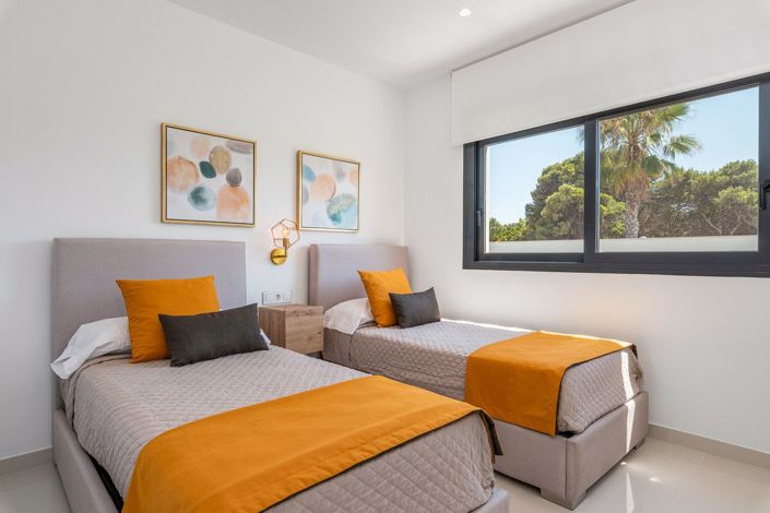 Image No.27-3 Bed Villa for sale