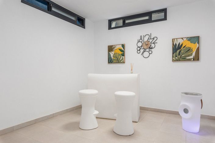 Image No.37-3 Bed Villa for sale