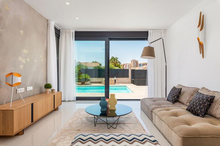Image No.5-3 Bed Villa for sale