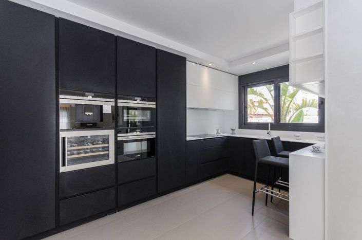 Image No.7-4 Bed Villa for sale