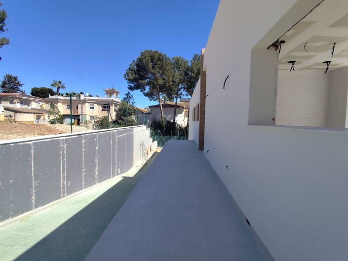 Image No.20-3 Bed Villa for sale