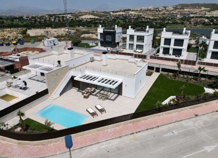 Image No.22-3 Bed Villa for sale