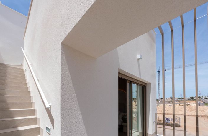 Image No.28-3 Bed House for sale