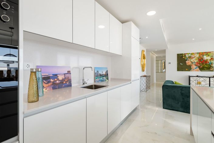 Image No.23-3 Bed Apartment for sale