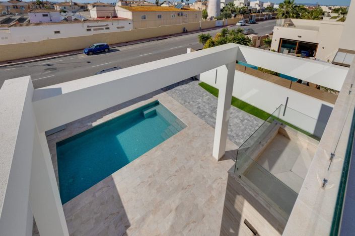 Image No.14-Villa de 4 chambres à vendre à Torrevieja