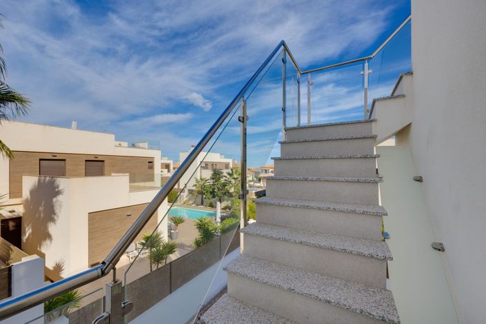 Image No.6-Villa de 4 chambres à vendre à Torrevieja
