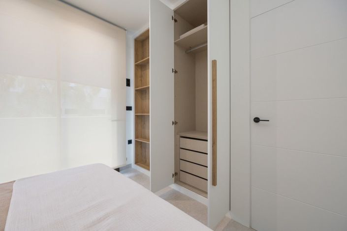 Image No.11-2 Bed Apartment for sale