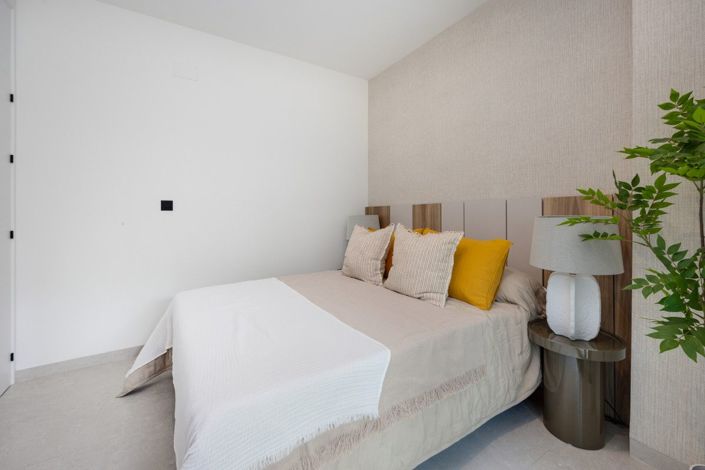 Image No.3-2 Bed Apartment for sale