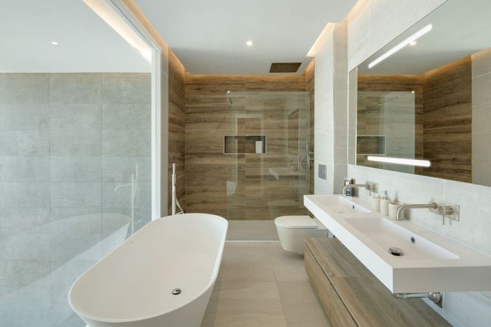 Image No.20-6 Bed Villa for sale