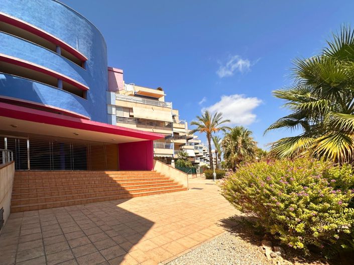Image No.32-2 Bed Apartment for sale