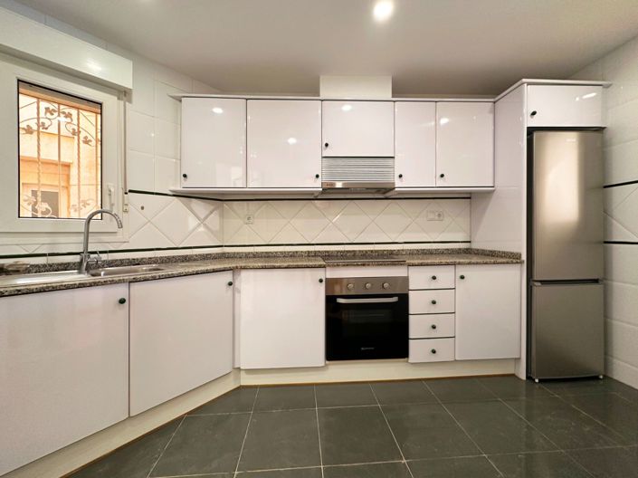 Image No.6-2 Bed Apartment for sale