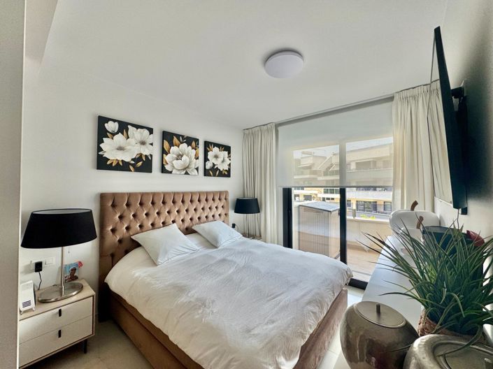 Image No.4-3 Bed Apartment for sale