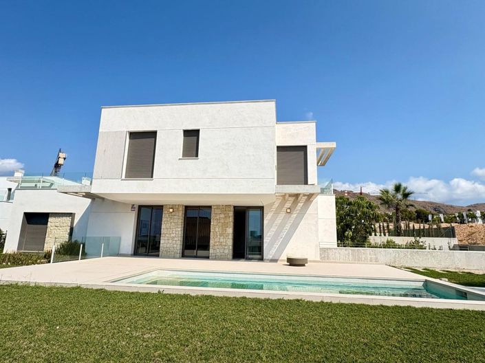Image No.42-3 Bed Villa for sale