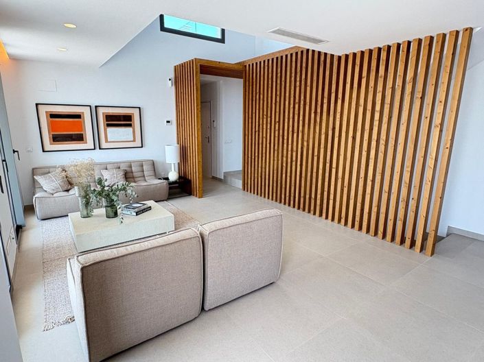 Image No.9-3 Bed Villa for sale