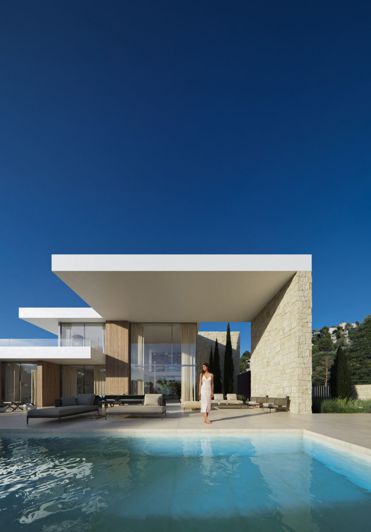 Image No.9-4 Bed Villa for sale