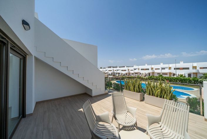 Image No.9-2 Bed Apartment for sale