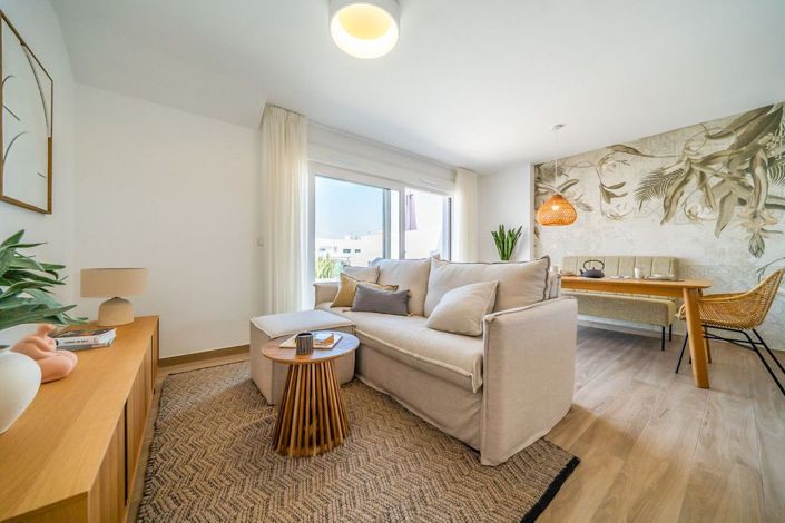 Image No.22-2 Bed Apartment for sale