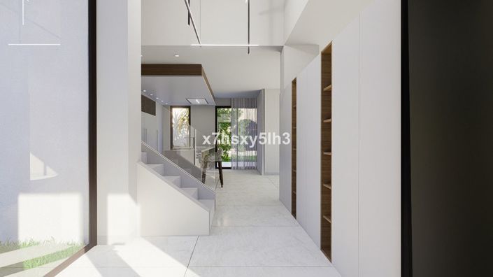 Image No.21-5 Bed Villa for sale