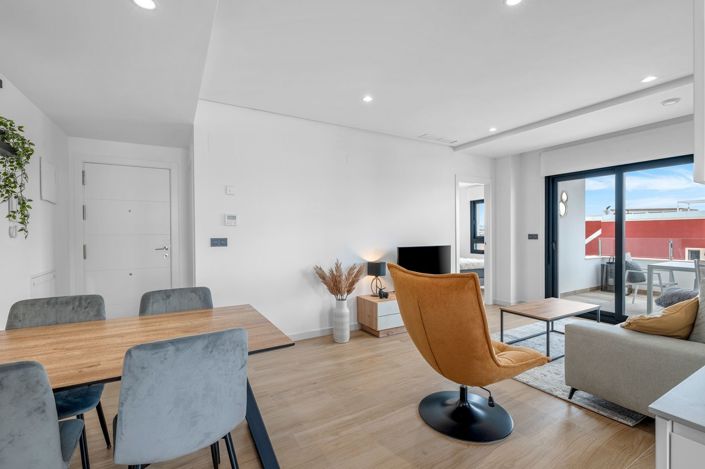 Image No.7-2 Bed Apartment for sale