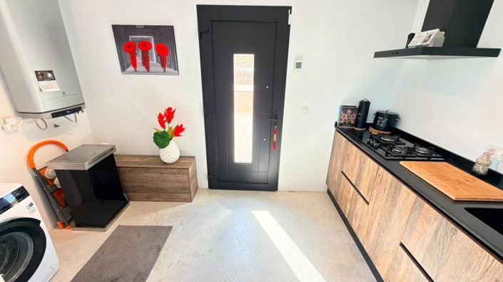 Image No.43-5 Bed Villa for sale