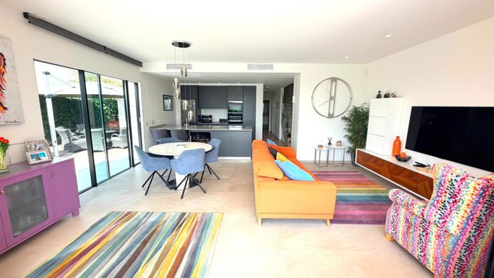 Image No.24-4 Bed Villa for sale